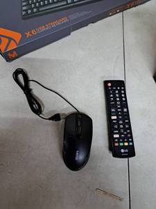 lot 5575 image: ThinkCentre Mixie Keyboard And Mouse ONLY