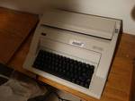 Electric typewriter WPT-150