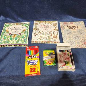 lot 54360 image: Coloring Books And Colors
