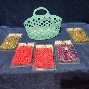 lot 54364 image: Lot Of Dream Hair Beads
