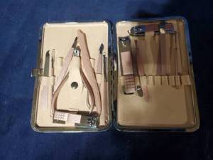 lot 54398 image: Cuticle Trimming Set