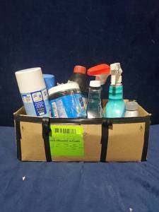 lot 54419 image: Lot Of Cleaning Products