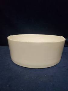 lot 54464 image: White Serving Bowl
