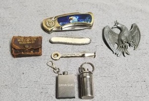 lot 51327 image: Lot Of Random Trinkets