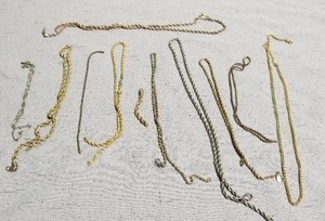 lot 51352 image: Lot Of Necklaces