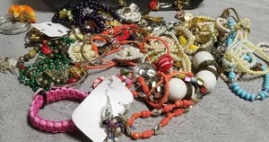 lot 51361 image: Lot Of Costume Jewelry