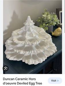 lot 48 image: Vintage Hors doeuvres deviled egg Christmas tree