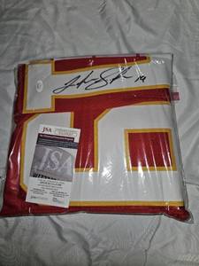 lot 64 image: Chiefs autographed jersey