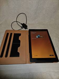 lot 103 image: Kindle Fire HD 10.1 inch