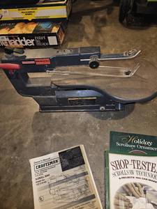 lot 141 image: Craftsman 16 inch scroll saw