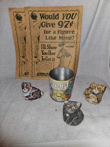 lot 153 image: Vintage signs and juggling cats