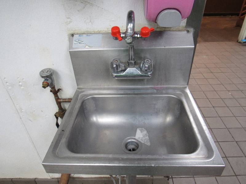 lot 4115 image: Fully Stainless Hand Washing Sink