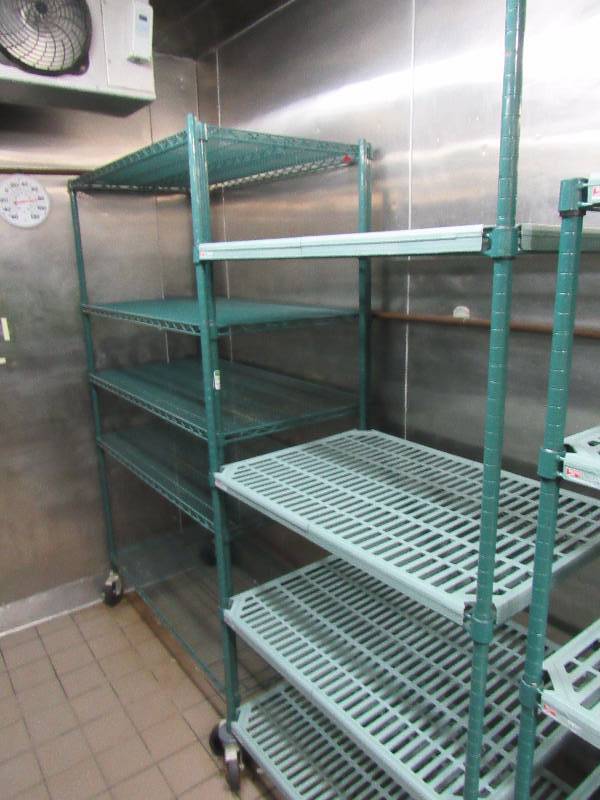 lot 4174 image: Super Erecta (4) Tier Wire Metal Metro Rack