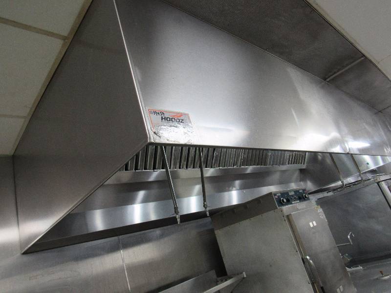 lot 4213 image: Fully Stainless Commercial Kitchen Exhaust Hood