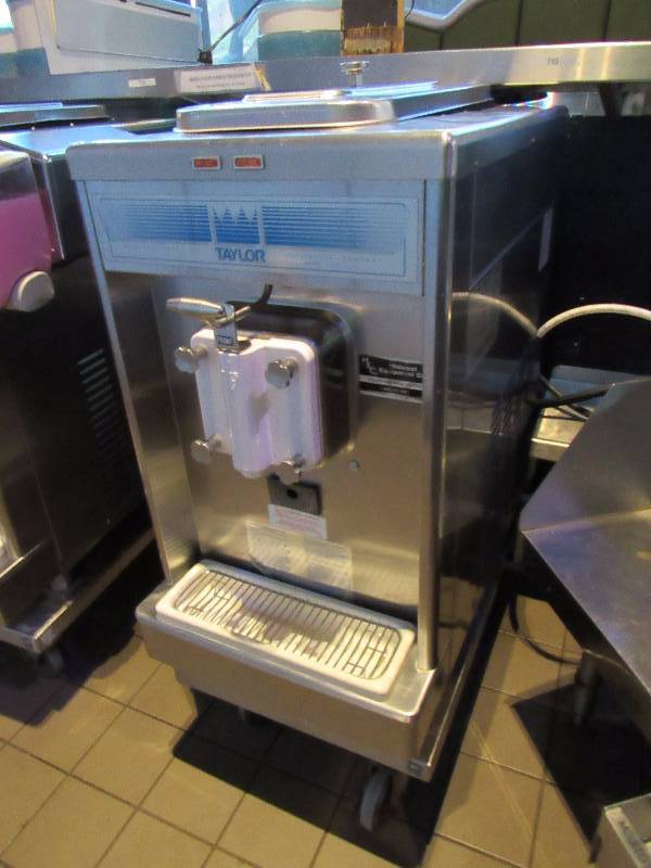lot 4236 image: Taylor Air Cooled Single Flavor Soft Serve Ice Cream Machine