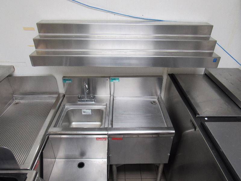 lot 4246 image: Prestige 34 Fully Stainless Handwashing Station