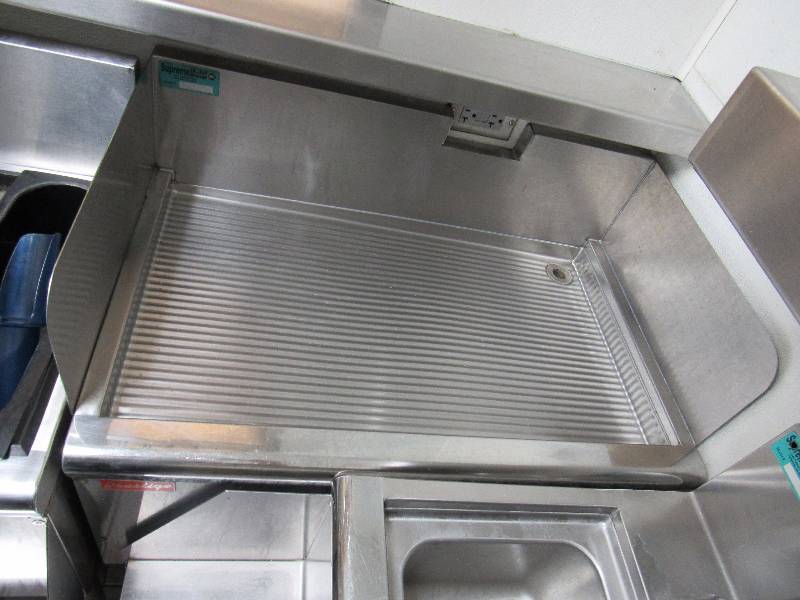 lot 4247 image: 30 Fully Stainless Drainwell