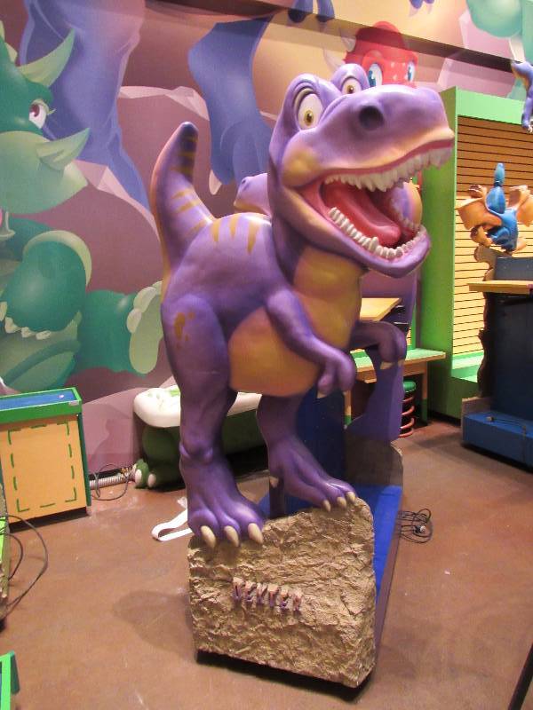 lot 4314 image: Upright Double-sided Dinosaur Display