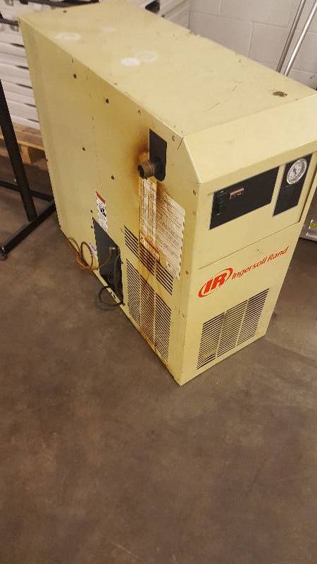 lot 101 image: Ingersol Rand 100 CFM Compressed Air Dryer,