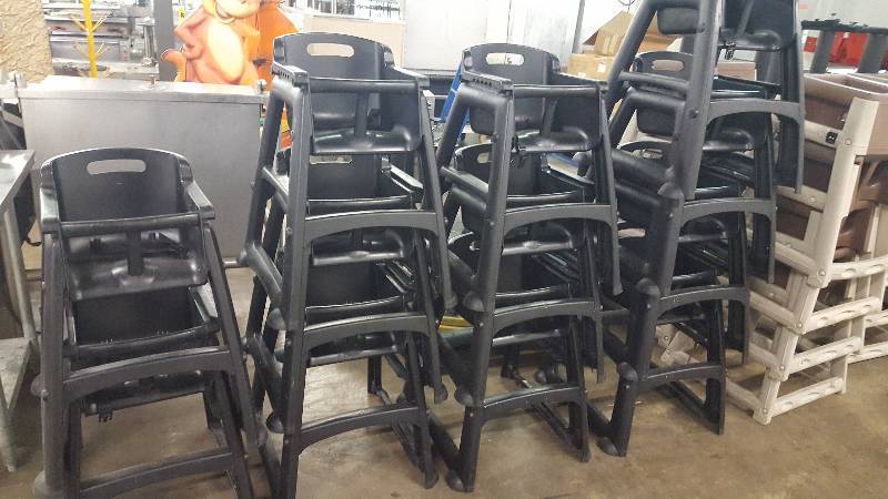 lot 4265E image: Pair Of Rubbermaid Black Composite Booster Chairs