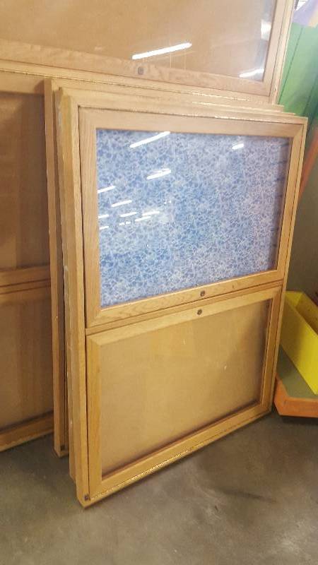 lot 4290 image: Lot Of (3) Oak Framed Bulletin Boards