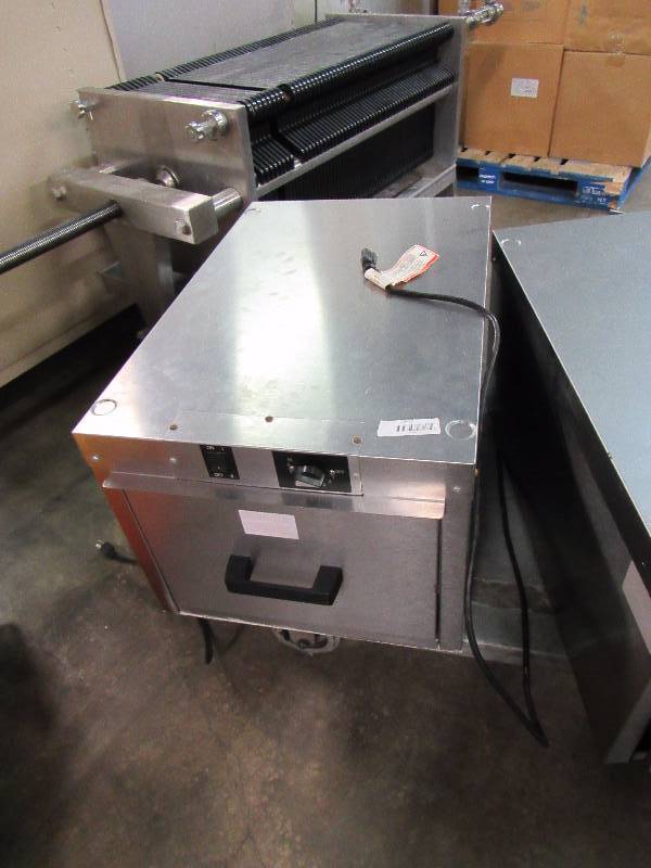 lot 55 image: Gold Metal Pretzel Warming Station