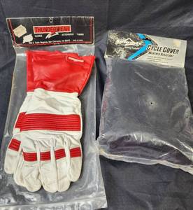 lot 225 image: New Bicycle Cover and New Cycle Gloves (size XL)