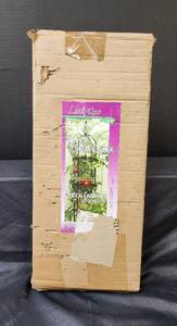 lot 231 image: NIB Tomato Tower (5 tall)