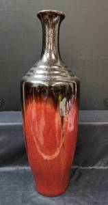 lot 236 image: Large Glazed Pottery Vase 22 Tall