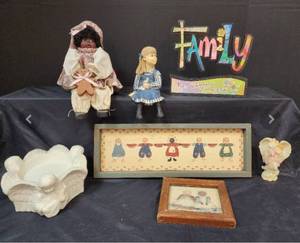 lot 252 image: Americana Decor, Angels, Dolls, and More