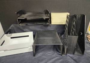 lot 275 image: Office Supplies