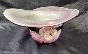 lot 115 image: Hand Cut Mouth Blown Block Crystal Hat Dish