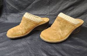 lot 156 image: UGGs Mules Size 9