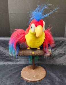 lot 163 image: Vintage Pete the Repeat Talking Parrot 1991 Gemmy Plush Bird on Perch (Works)