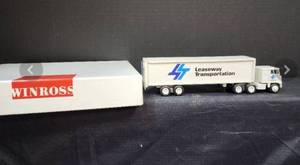 lot 168 image: NIB Winross Leaseway Transportation Die Cast Truck