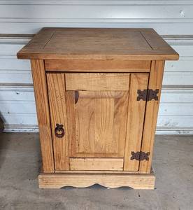 lot 16 image: Rustic Pine Nightstand 19.5x19.5x21