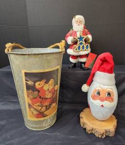 lot 304 image: Clothtiques Santa, Coca-Cola Santa Bucket, and Gourd Santa