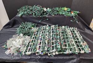 lot 312 image: IndoorOutdoor Christmas Lights