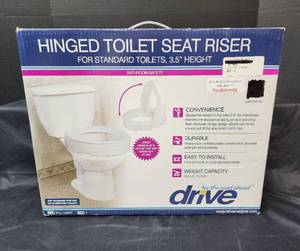 lot 352 image: NIB Hinged Toilet Seat Riser