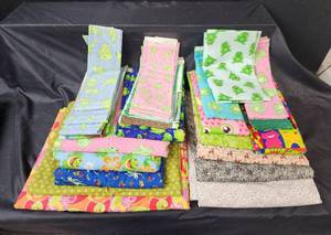 lot 367 image: Cotton Frog Material (New) Various Sizes