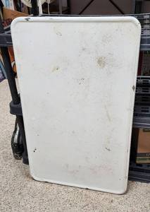 lot 374 image: Vintage Porcelain Tabletop 25x40