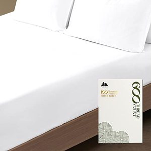 lot 1005 image: Premium Hotel Quality 1-Piece Cotton Fitted Sheet, Luxury Softest 600 Thread Count Egyptian Feel Sateen Weave Bottom Sheet, Deep Pocket up to 18 in, King Size, White Retail $39.00