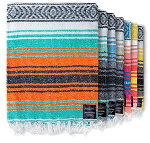lot 1070 image: Authentic Mexican Blanket, Yoga Blanket, Handwoven Mexican Blankets and Throws, Perfect as Serape Blanket, Outdoor Blanket, Picnic Blanket, Camping Blanket, 45x70 inches - Mandarin Retail $29.99