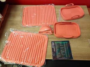 lot 1071 image: 13 PCS Foldable Air Fryer Silicone Pot Reusable Air Fryer Liner Food Safe Air Fryer Accessories (coral) Retail $27.99