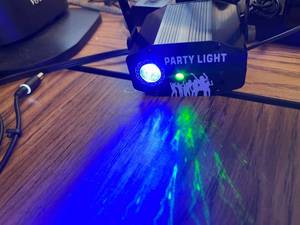 lot 635 image: MINI Stage Light SN-601. Party Light
