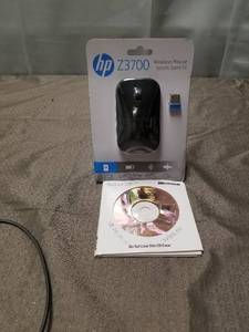 lot 40248 image: HP Mouse and Windows Disc