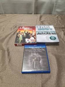 lot 40250 image: Lot of Dvds