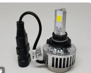 lot 170530 image: A336 Super Bright LED Headlight  Fog light Bulbs H1