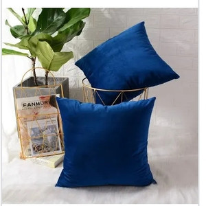 lot 170554 image: Set of 2 Velvet Blue Cushion Covers 18 x 18