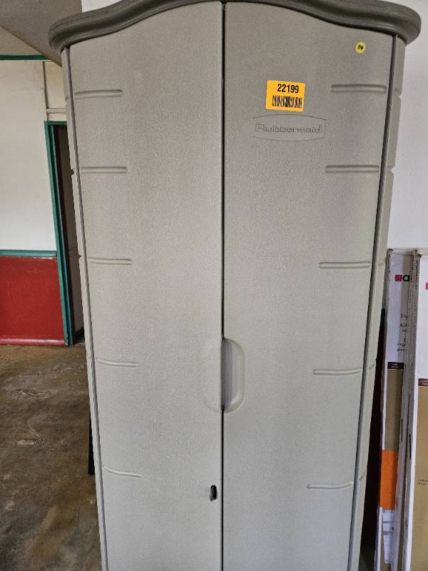 Rubbermaid Storage Shed - Roller Auctions